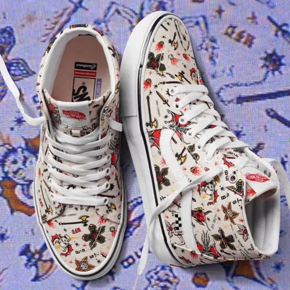 VANS Stranger Things Hi Top Womens Size 6 - Picture 1 of 12